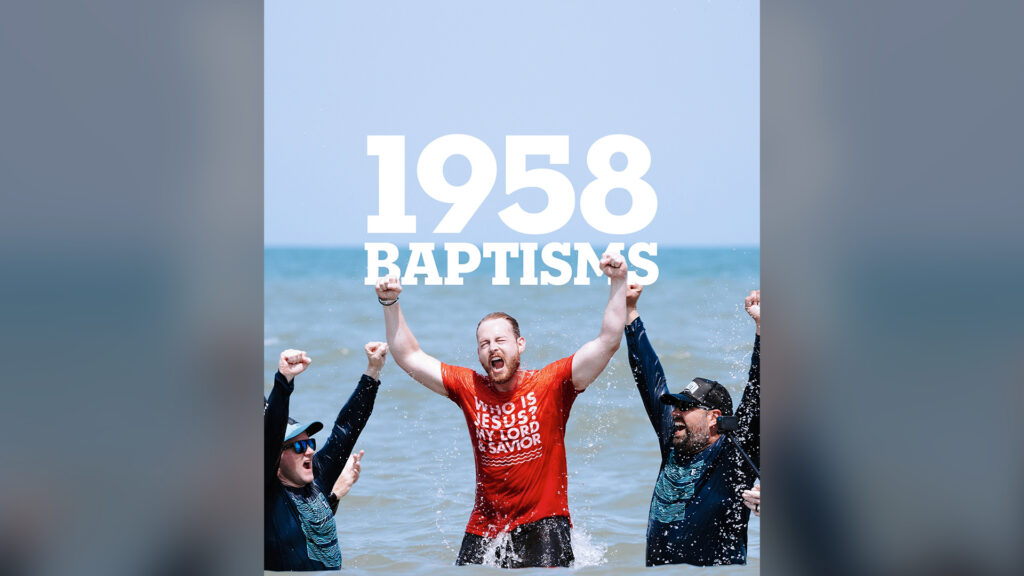 'The Spirit of God Is on the Move': FL Church Baptizes Nearly 2,000 at Beach