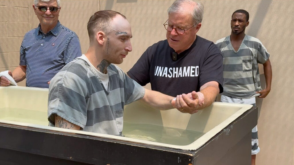 170 Inmates Receive 'Fresh Start,' Baptized Behind Bars At TN County Jail: 'We Get A New Beginning'