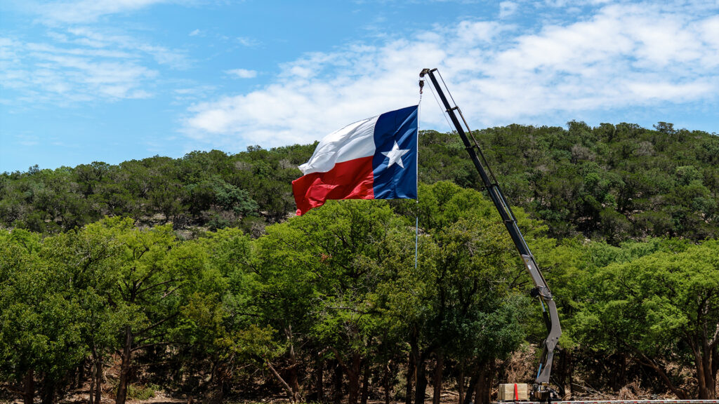 Operation Blessing Providing Relief, Aid to Texas Hill Country: 'It Brings My Spirits Up'