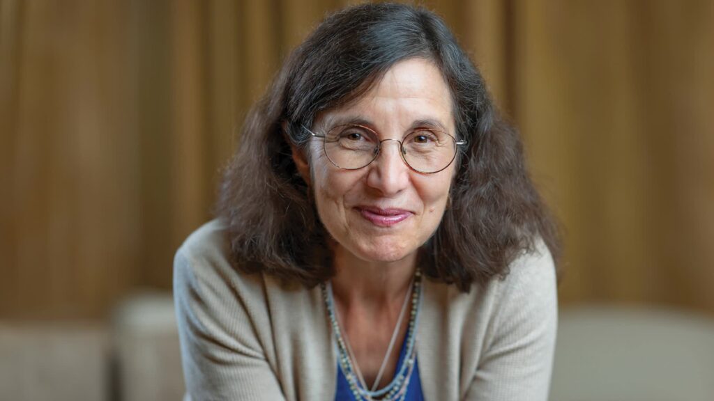 'Leave It at the Cross': Former Lesbian Professor on What Changed Her Heart